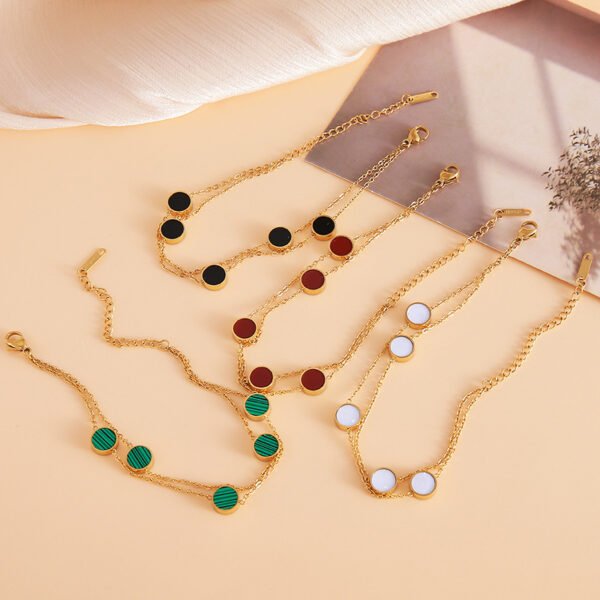 Women's Light Luxury Fashion Bracelet with Round Shell