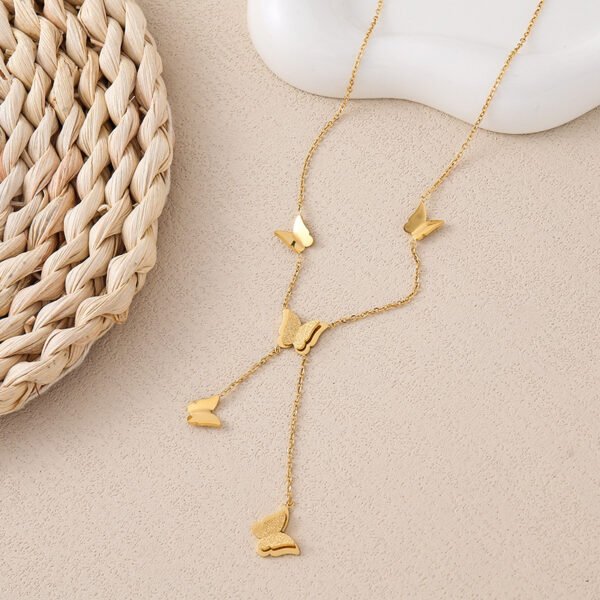 New Style Fashionable Women's Necklace with Five Butterflies - 18K Non-Fading Matte Butterfly Versatile Collarbone Chain