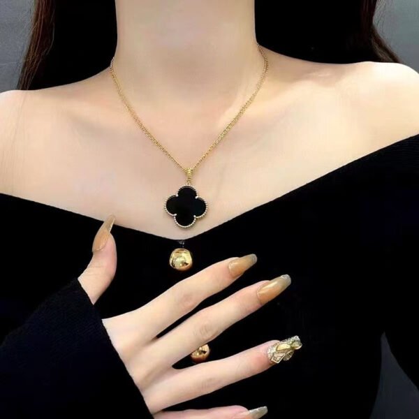 Large-Size Version Four-Leaf Clover Pendant Double Chain with Foldable & Reversible Wear - Sweater Chain, Factory Direct Wholesale