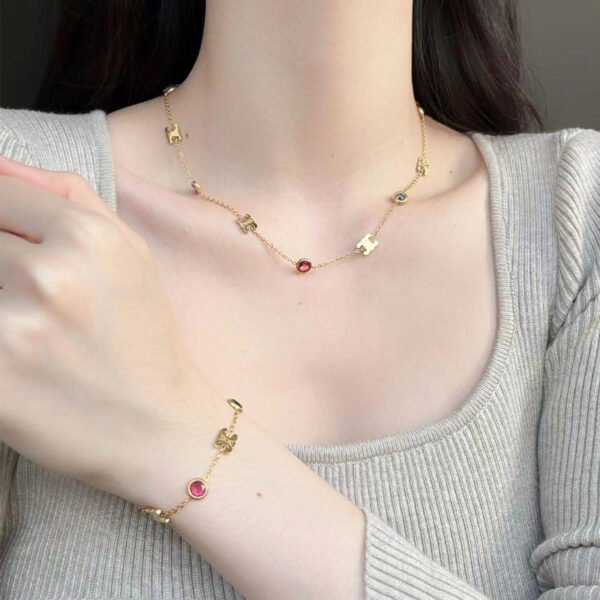 High-End Colorful Zircon Inlaid Letter Titanium Steel Necklace - French Retro Light Luxury Arc de Triomphe Design, Niche Style Accessory
