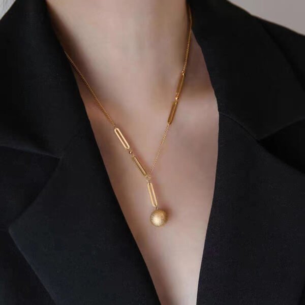 New "Wish-Fulfilling" Necklace - Matte Small Gold Beads, High-End, Fashionable & Versatile, Light Luxury Sweater Chain & Collarbone Chain, Internet-Famous Choker